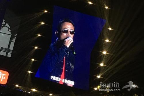 马云一口气唱了四首歌，高晓松扎心评论：唱得不好大家才高兴