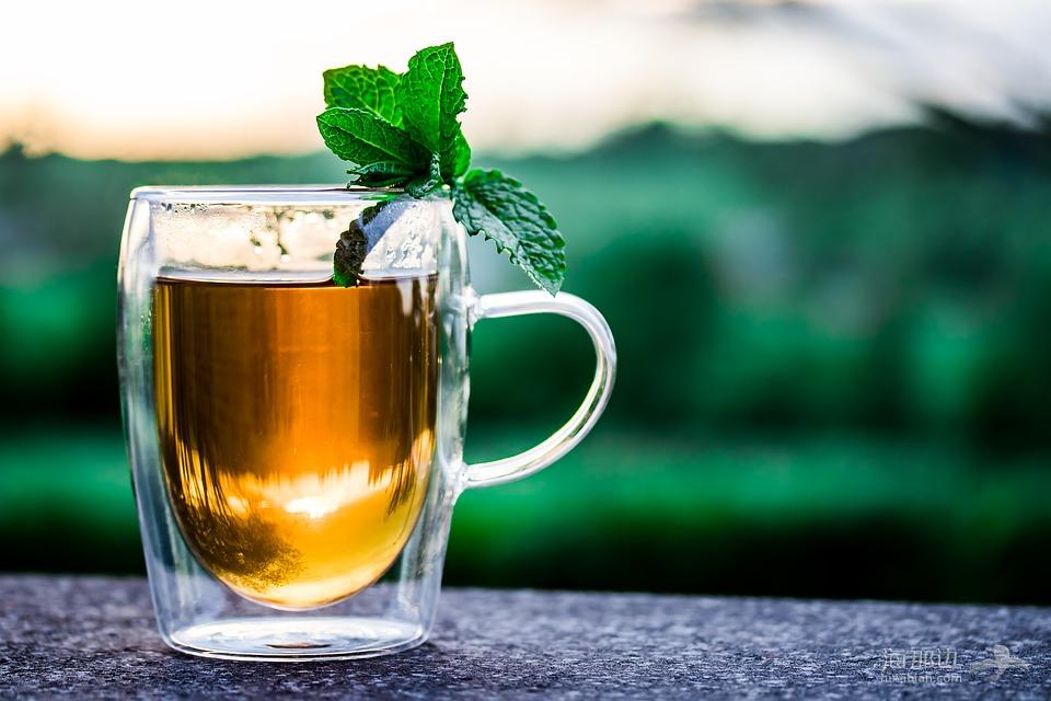 茶杯, 杯茶, T恤, 喝, 热, 薄荷茶, 薄荷叶, 享受, 咖啡碱, 受益, 小食, 打破, 镜像, 放松