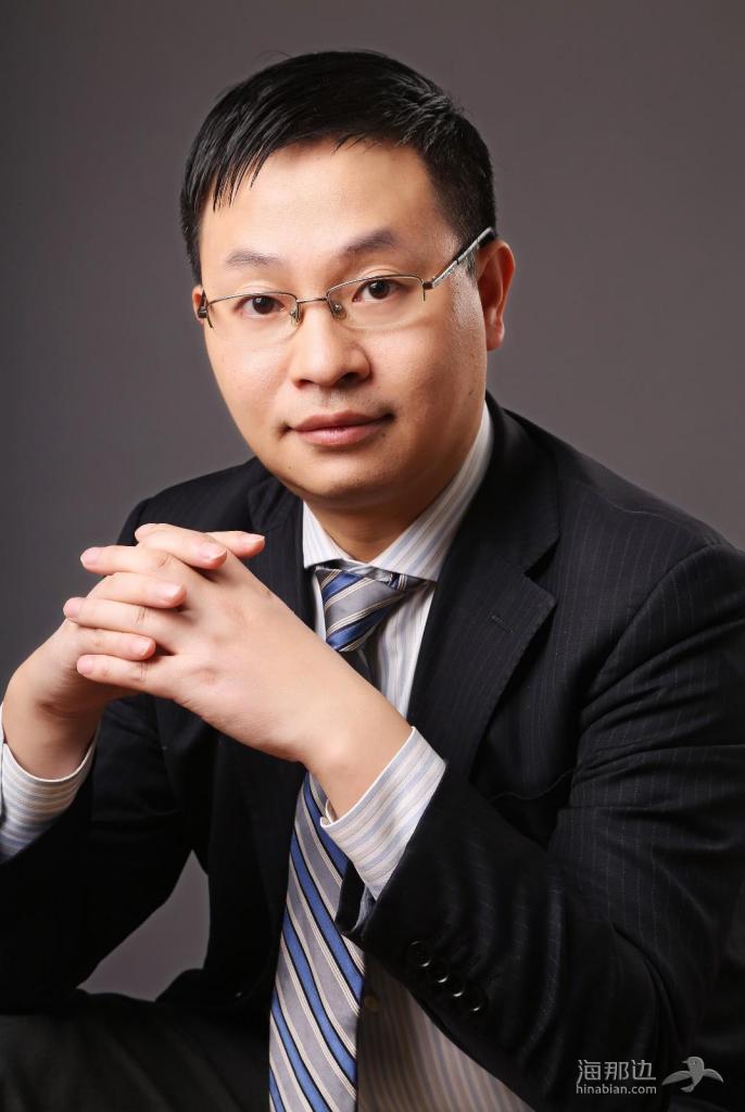 罗厚民律师.jpg