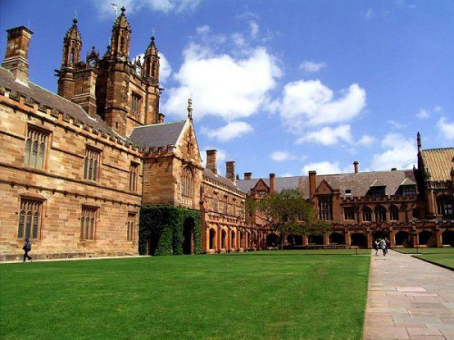 悉尼大学校园 ..