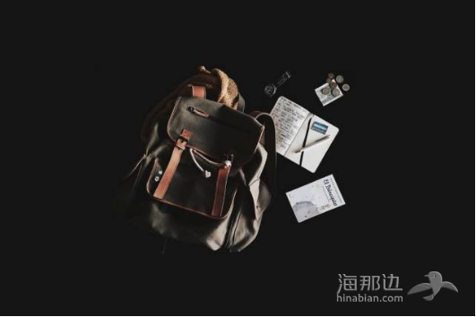 你不到30岁就被循规蹈矩的人生绑架，国外的他们还在满寰球晃