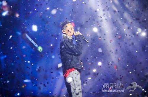 马云一口气唱了四首歌，高晓松扎心评论：唱得不好大家才高兴