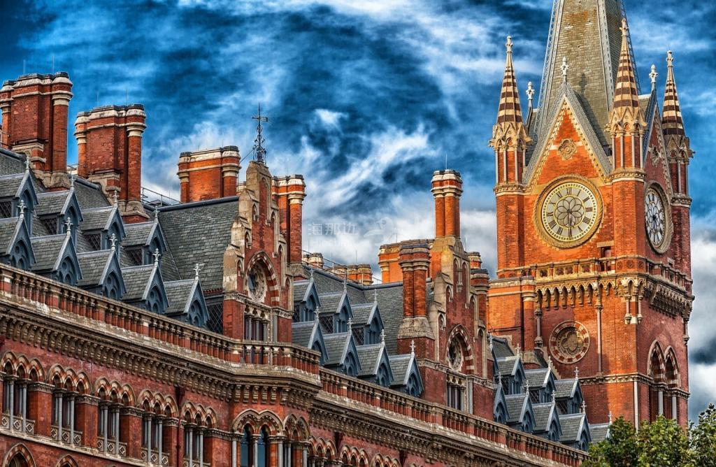 architecture-g7564ae4c4_1920.jpg