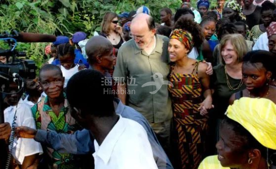 201214-arrival-in-bumpe-sarah-culberson-ew-512p-3435700.jpeg ..